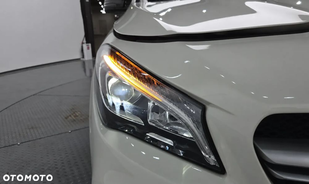 Mercedes-Benz CLA AMG 45 4Matic AMG Sp.sh 7G-DCT - 11