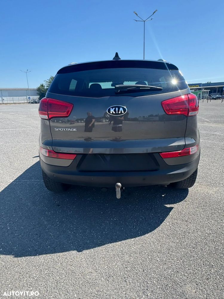 Kia Sportage 2.0 GSL MT 4x2 CLASSIC - 2