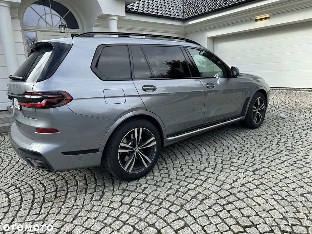 BMW X7 - 11
