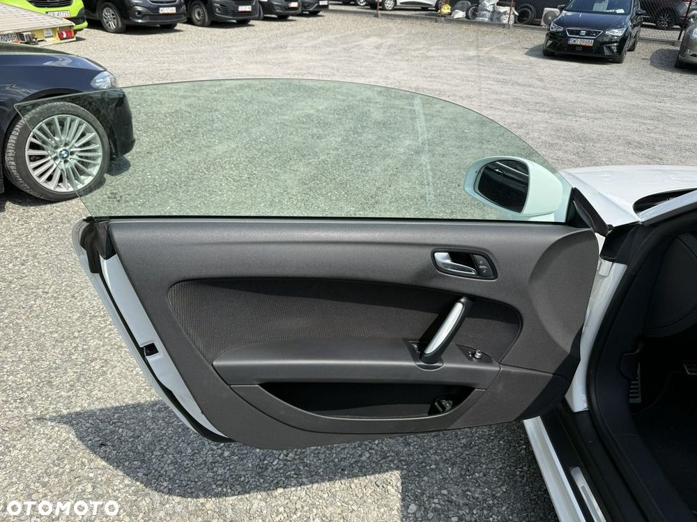 Audi TT Coupé - 19