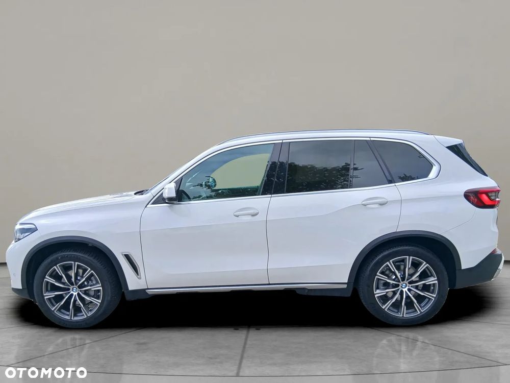 BMW X5 2021 photo 2