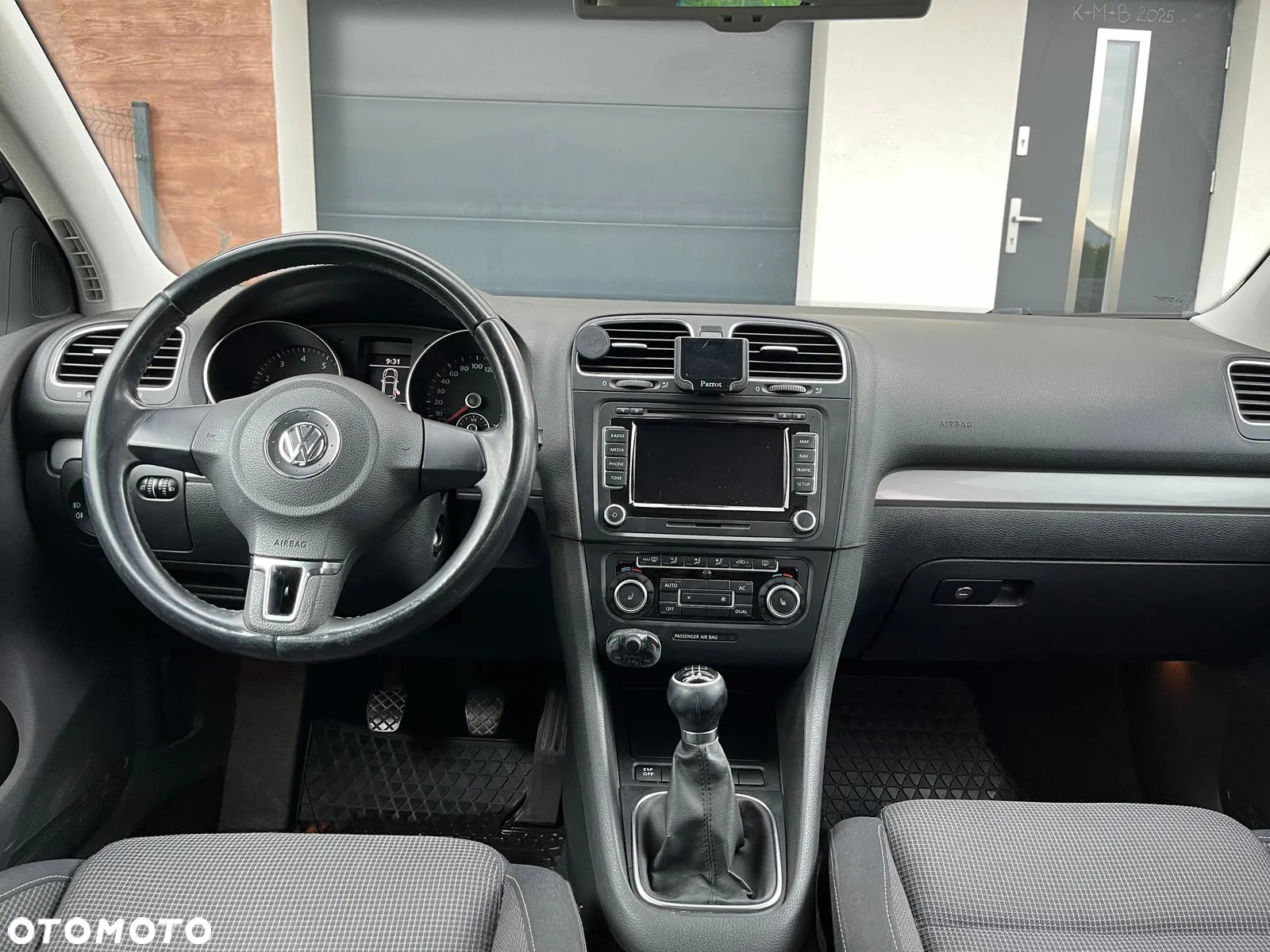 Volkswagen Golf - 11