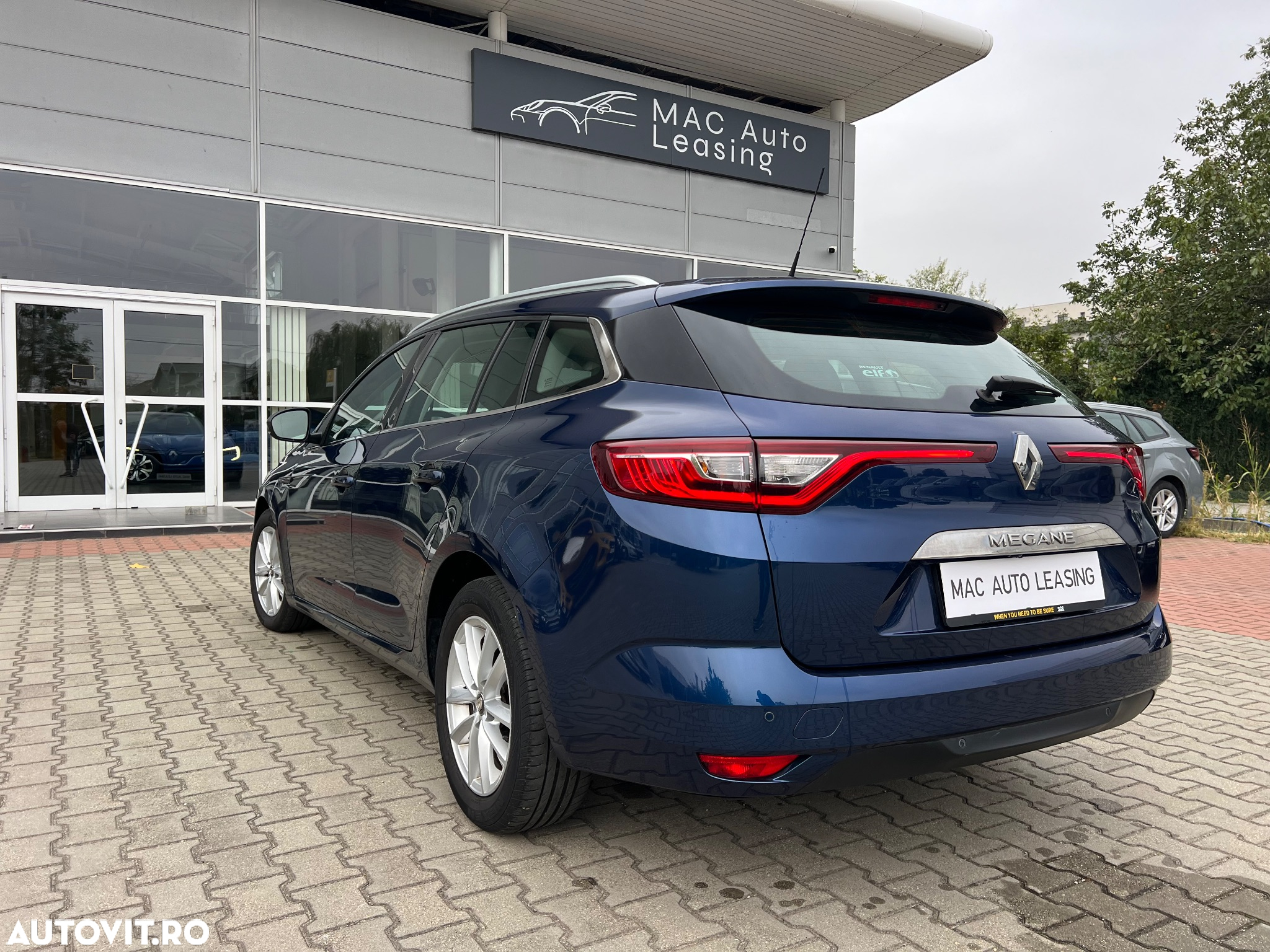 Renault Megane ENERGY dCi 110 BUSINESS - 8