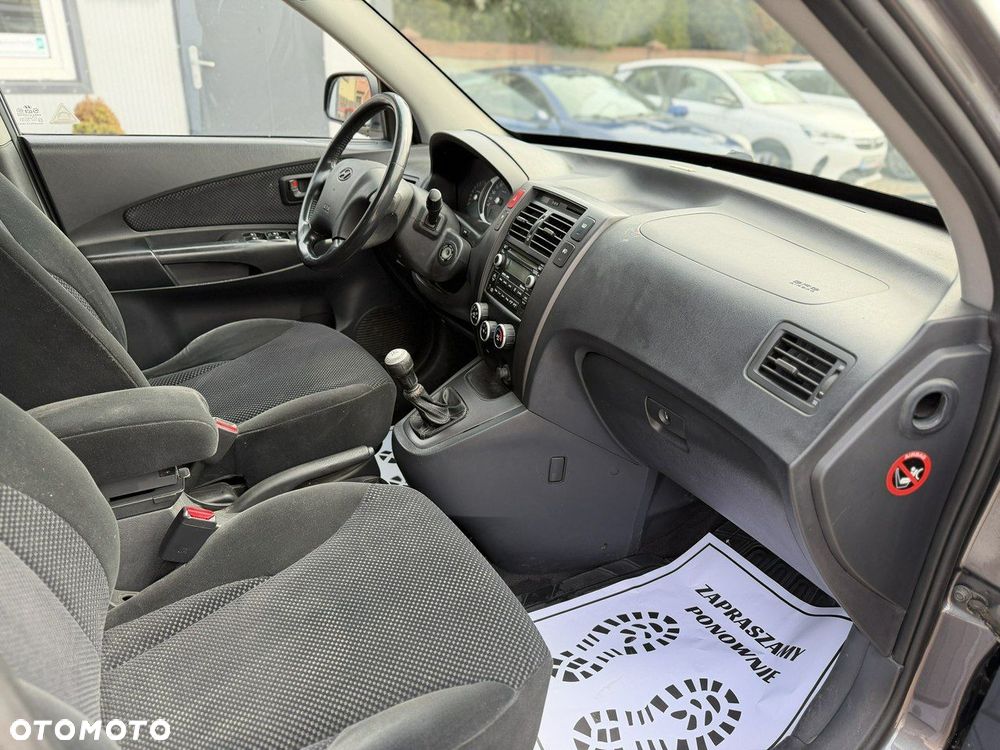 Hyundai Tucson 2.0 2WD GLS - 27