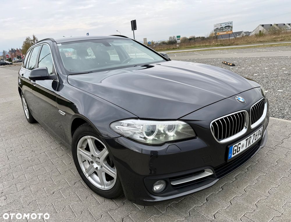 BMW Seria 5 520d Sport-Aut - 1