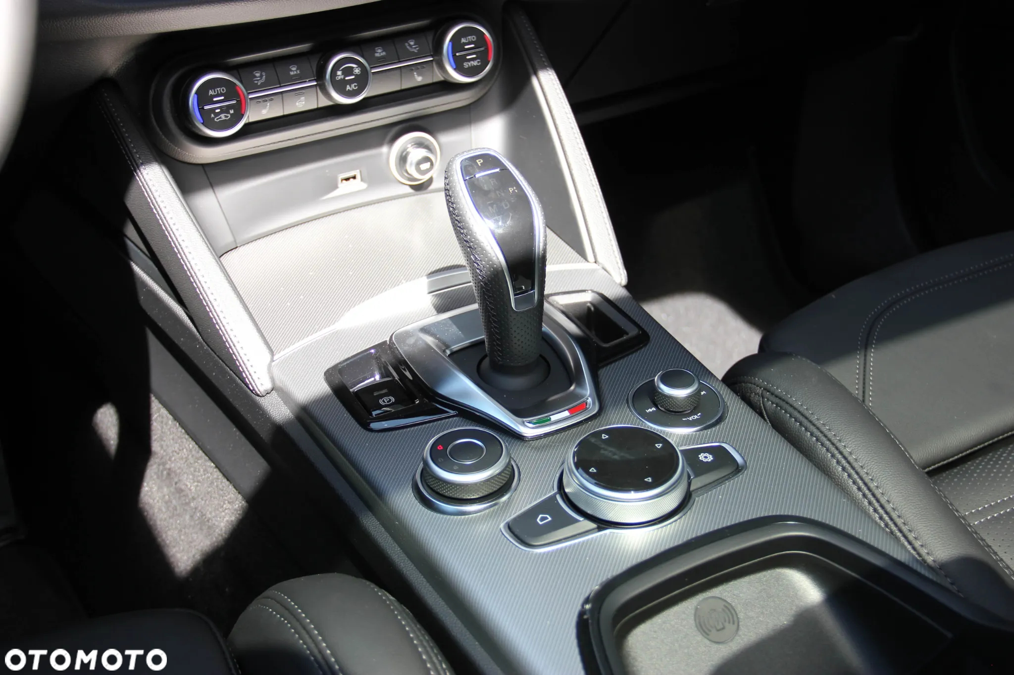 Alfa Romeo Stelvio 2.0 Turbo Veloce Q4 - 16