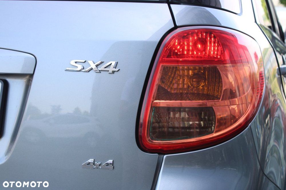 Suzuki SX4 - 10