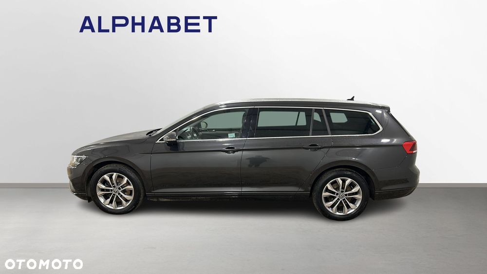 Volkswagen Passat - 2