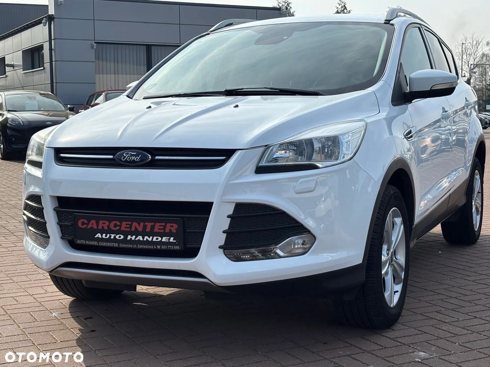 Ford Kuga - 1