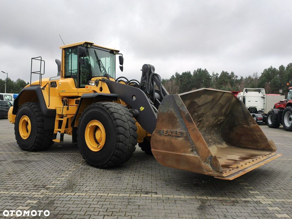 Volvo L 220G - 8