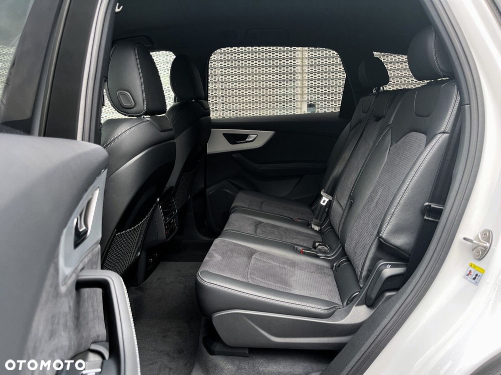Audi Q7 - 21