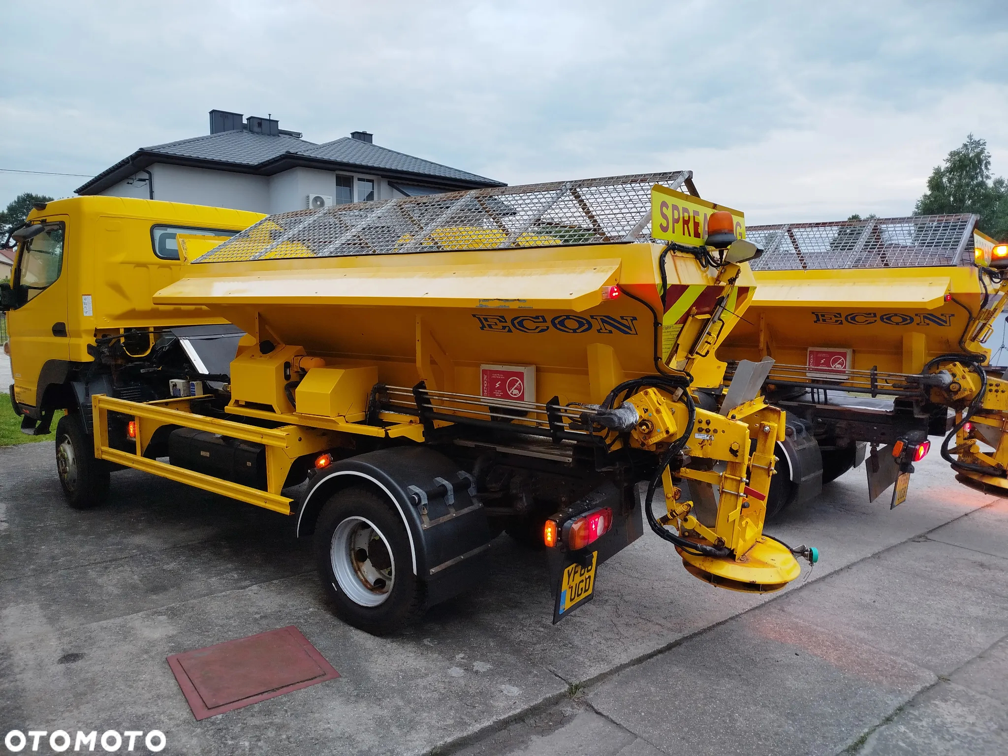 Mitsubishi CANTER 4x4 FUSO 180KM 6C18 Piaskarka Solarka Gritter Hydraulika Euro 6 - 12