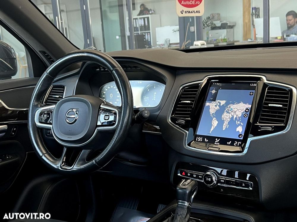 Volvo XC 90 - 12