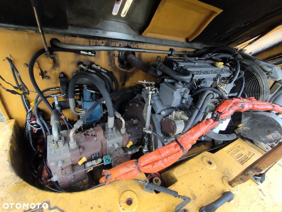 Liebherr R312 - 4