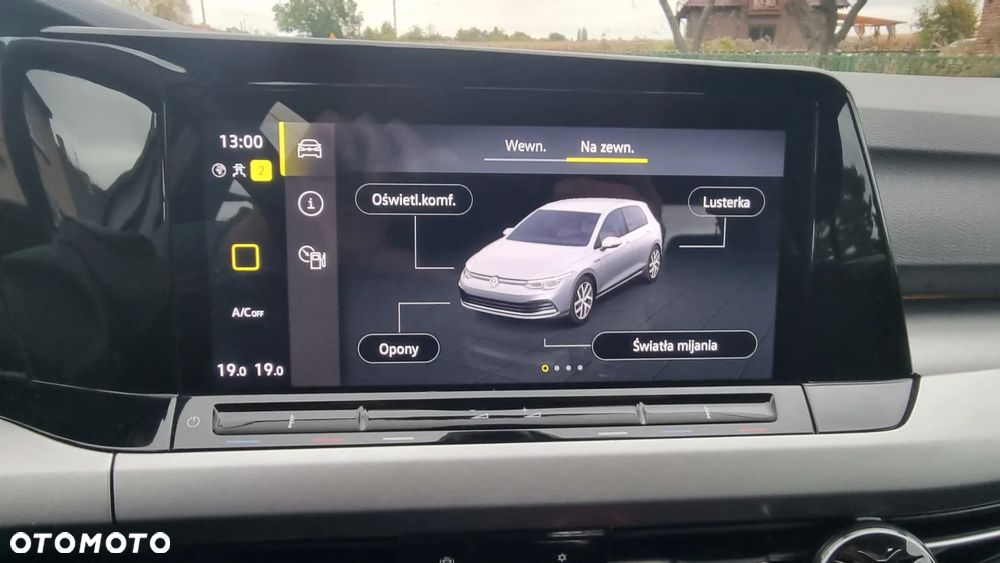 Volkswagen Golf VIII 2.0 TDI Life - 23