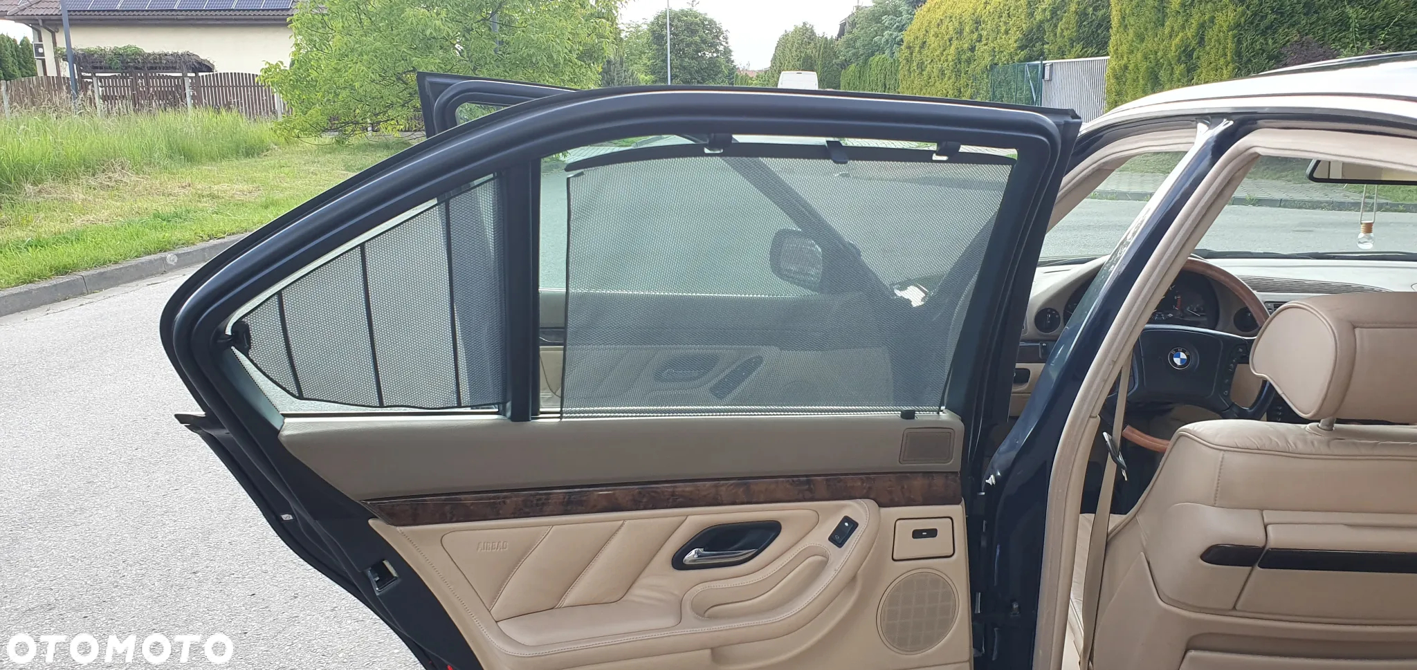 BMW Seria 7 740i - 24