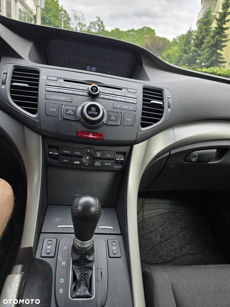 Honda Accord 2.0 Elegance - 15