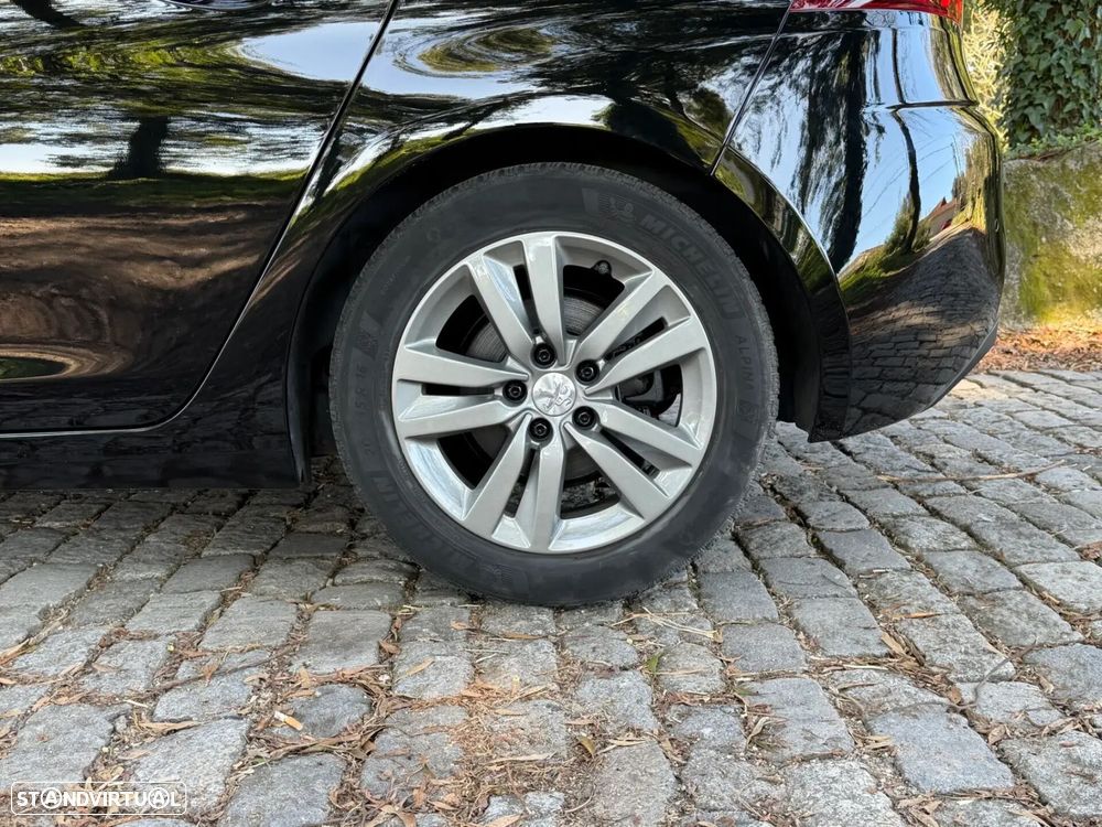 Peugeot 308 - 9