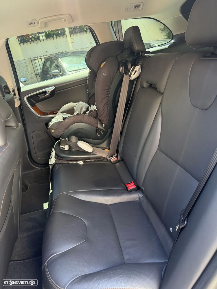 Volvo XC 60 D3 Geartronic Momentum - 7