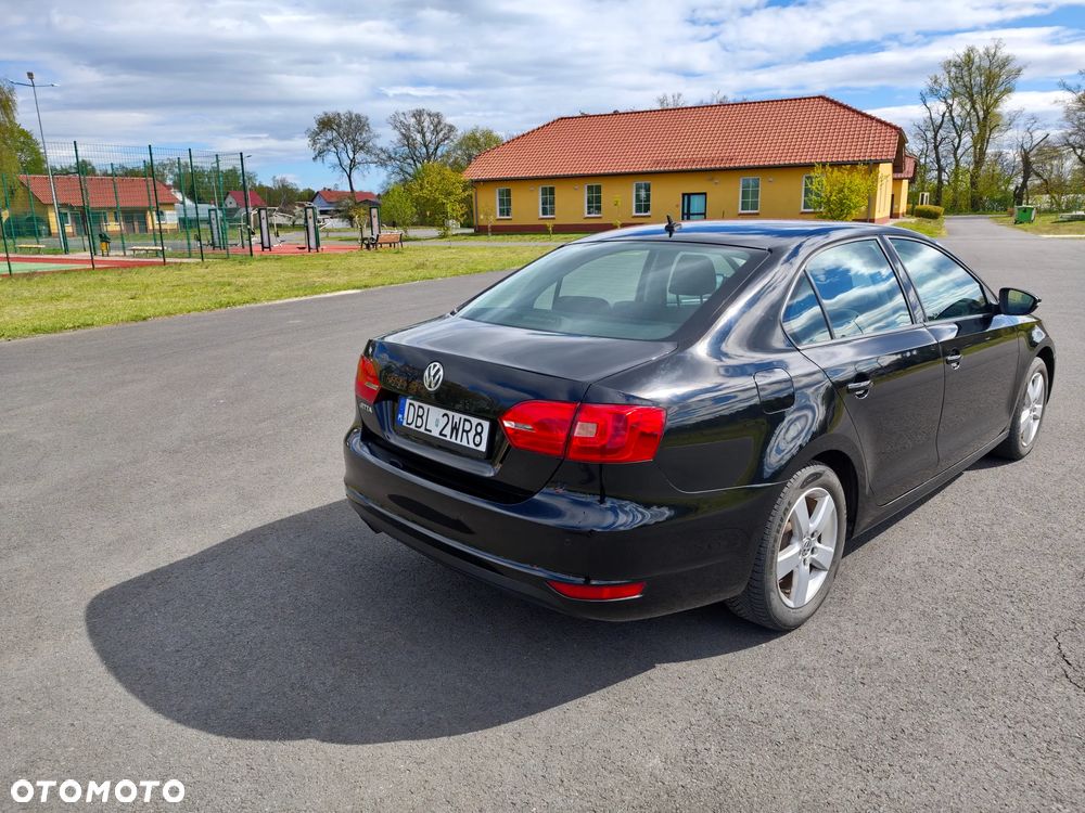 Volkswagen Jetta 1.4 TSI Comfortline - 8