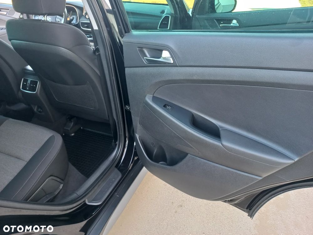 Hyundai Tucson 1.6 Turbo 2WD DCT Advantage - 32