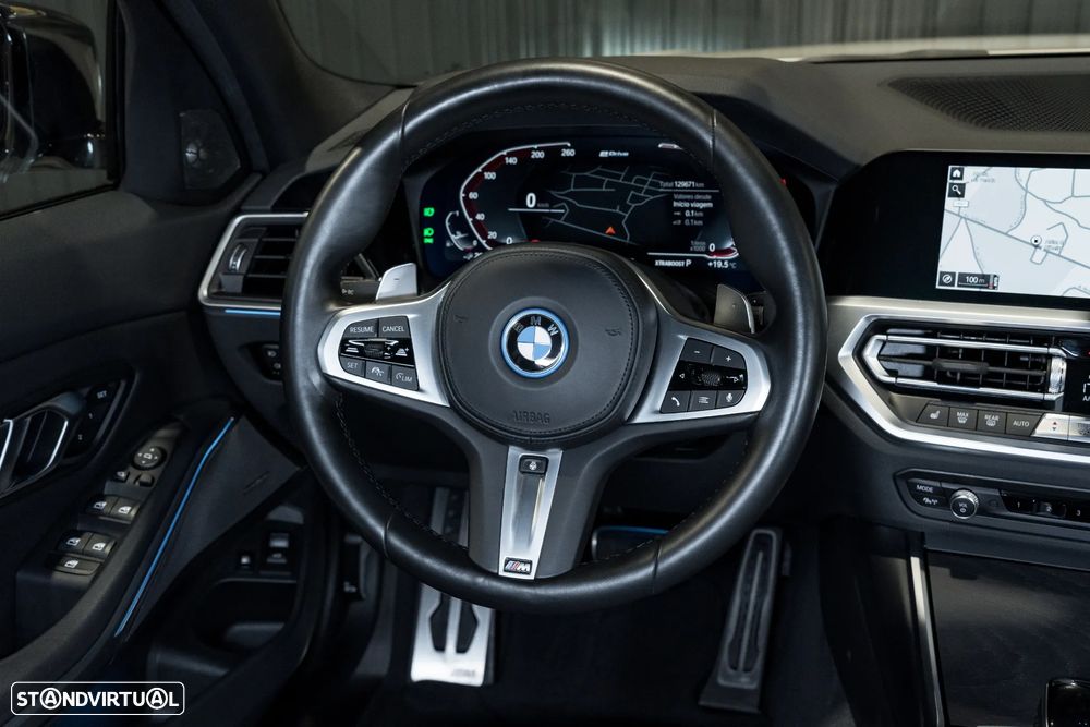 BMW 330 e Touring Pack M Auto - 10