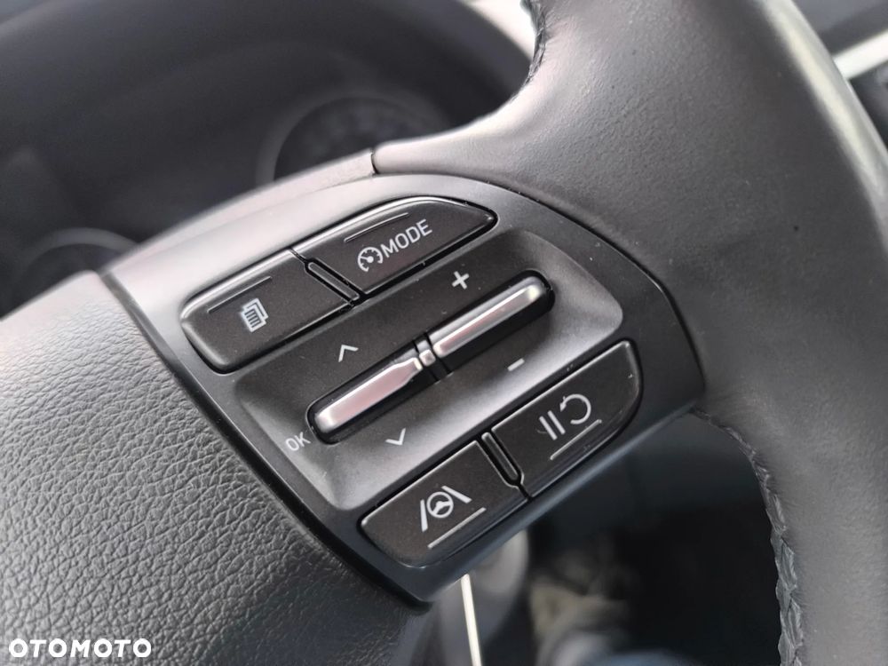 Hyundai i30 1.5 DPI Classic + - 12