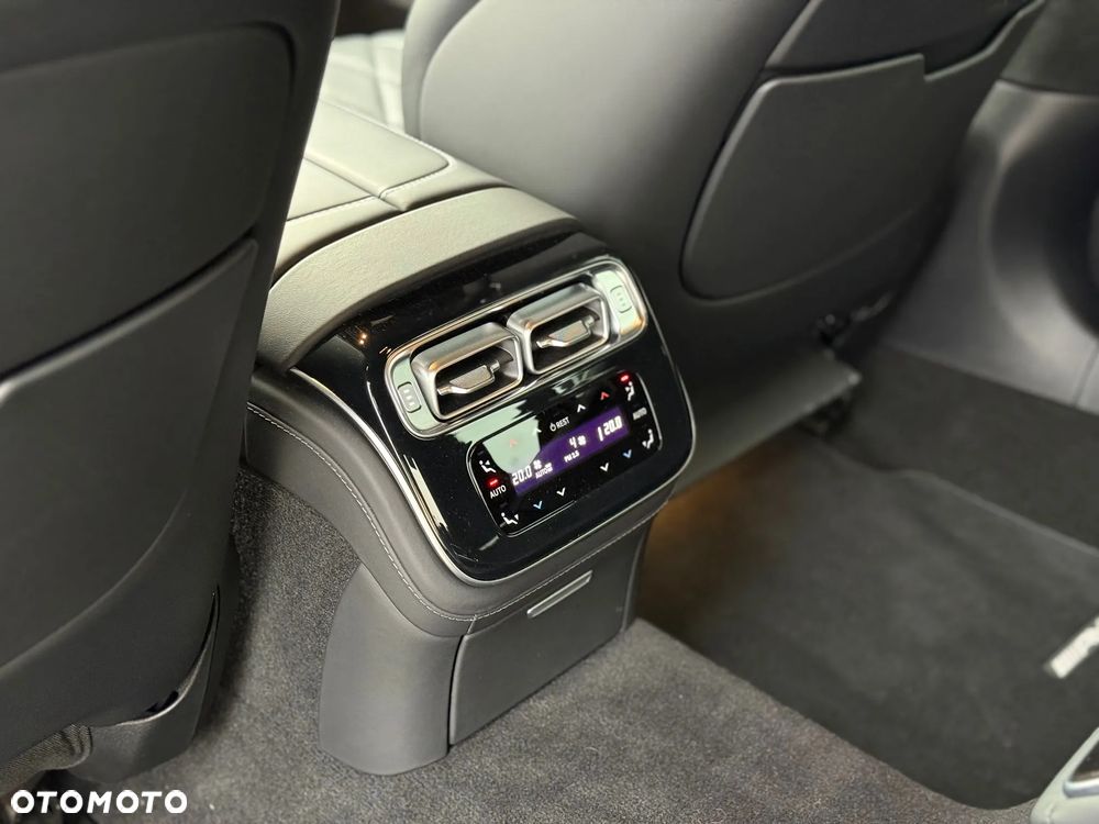 Mercedes-Benz Klasa S 580 4Matic L 9G-TRONIC - 15