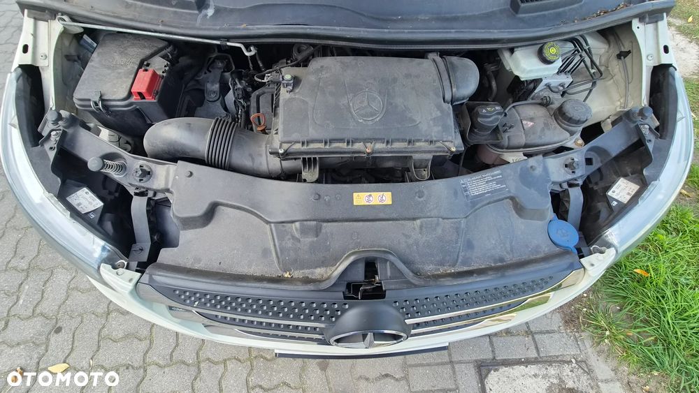 Mercedes-Benz VITO - 21