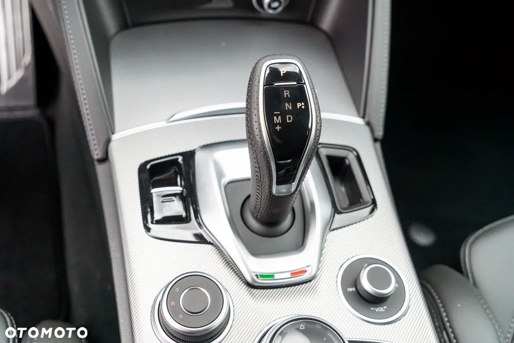 Alfa Romeo Stelvio 2.0 Turbo Veloce Q4 - 26