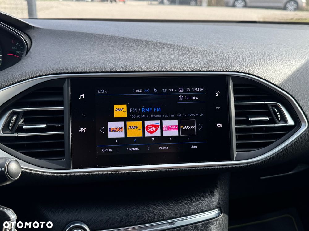 Peugeot 308 BlueHDi FAP 130 Stop & Start Allure - 36