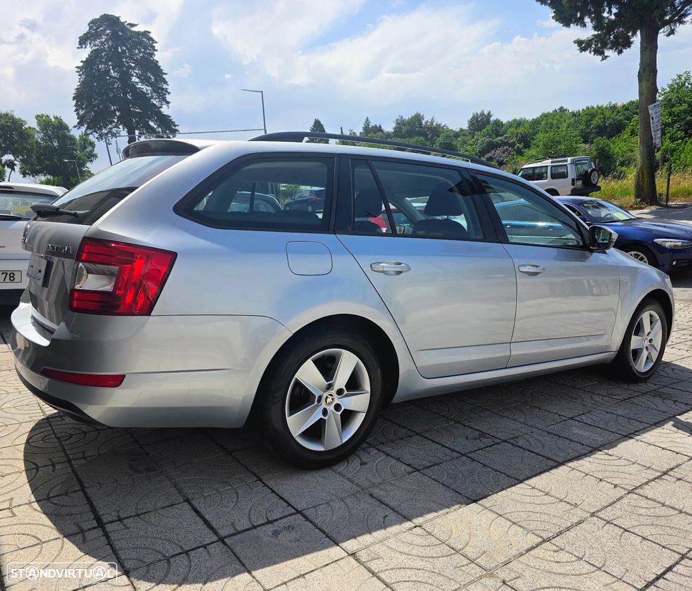 Skoda Octavia Break 1.6 TDi Style - 23