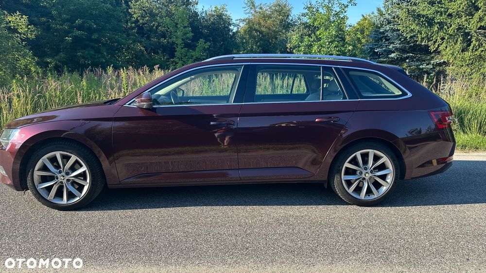 Skoda Superb 2.0 TDI 4x4 Style DSG - 2