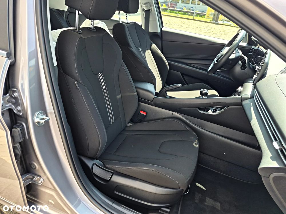 Hyundai Elantra 1.6 Smart - 7