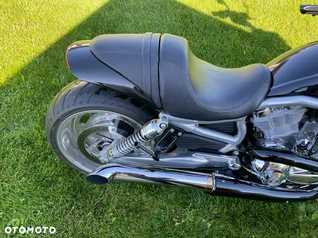 Harley-Davidson V-Rod Street Rod - 16