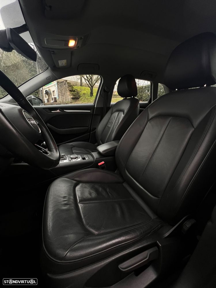 Audi A3 1.6 TDI S-line S tronic - 11