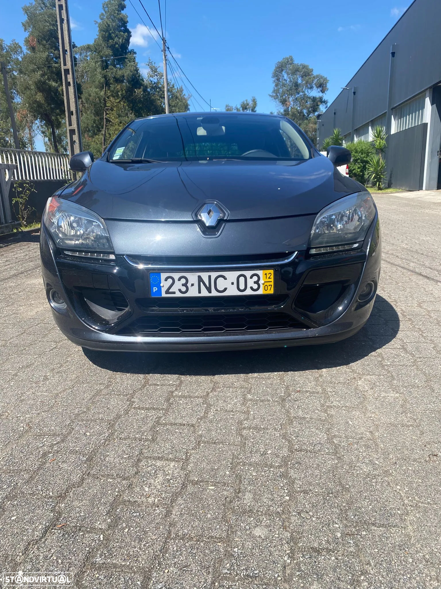 Renault Mégane Coupe 1.5 dCi Dynamique - 4