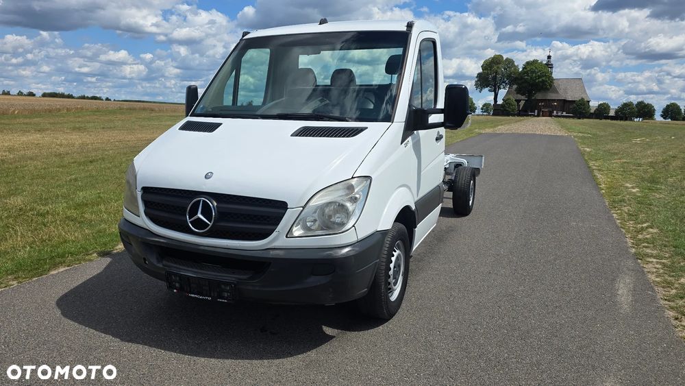 Mercedes-Benz Sprinter 318 - 4