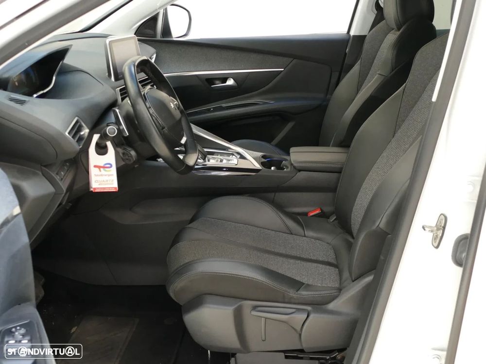 Peugeot 3008 - 24
