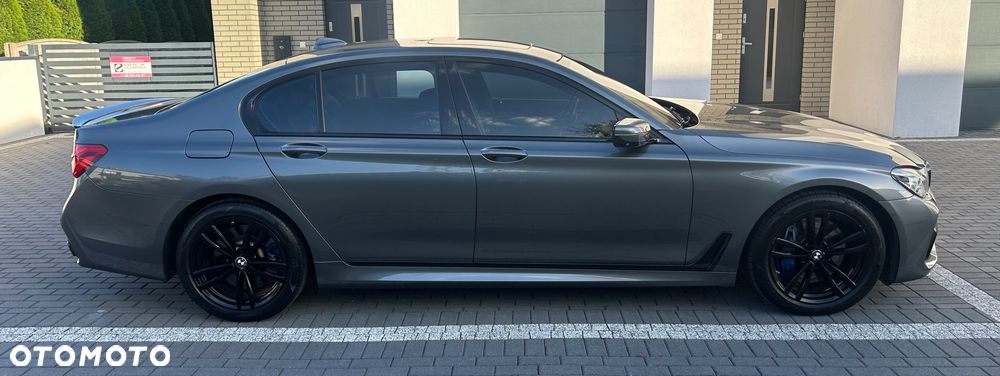 BMW Seria 7 - 12