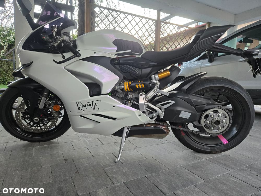 Ducati Panigale V2 - 1