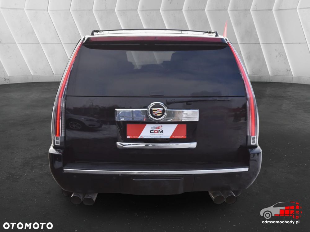 Cadillac Escalade - 9