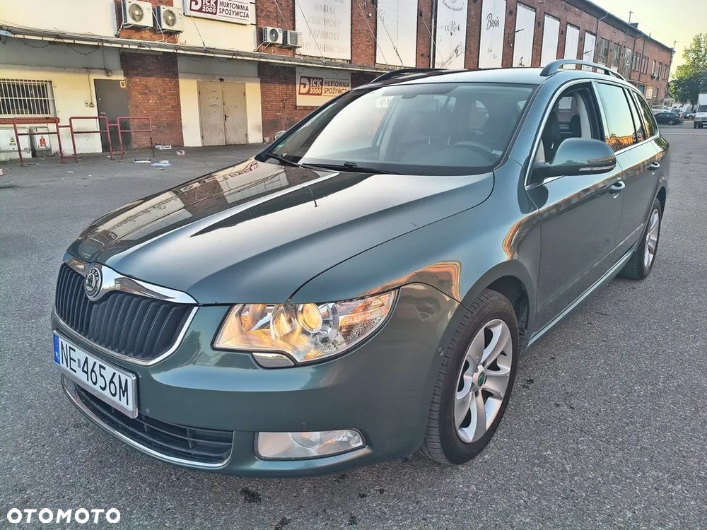 Skoda Superb 2.0 TDI Exclusive - 11