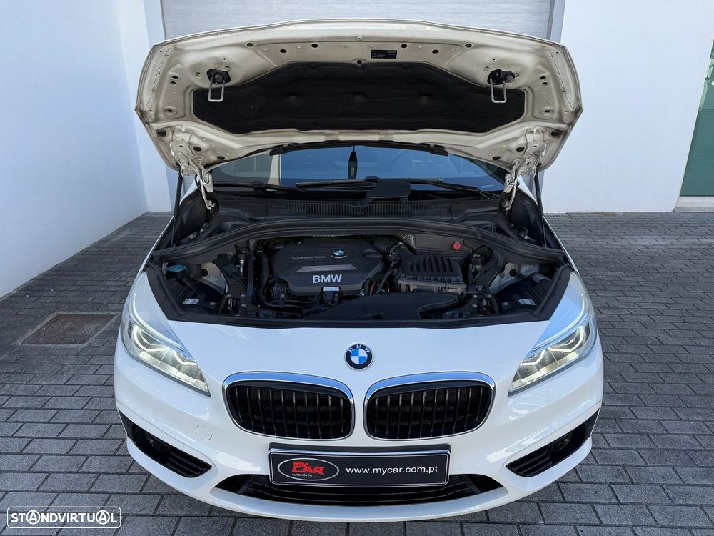 BMW 218 Active Tourer d Line Sport Auto - 13