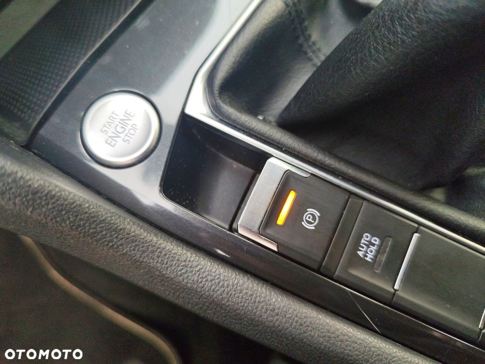 Volkswagen Tiguan - 23