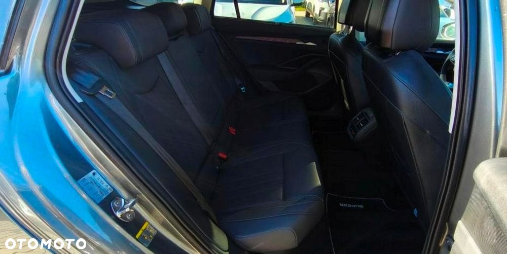 Skoda Superb 2.0 TDI SCR 4x4 L&K DSG - 13