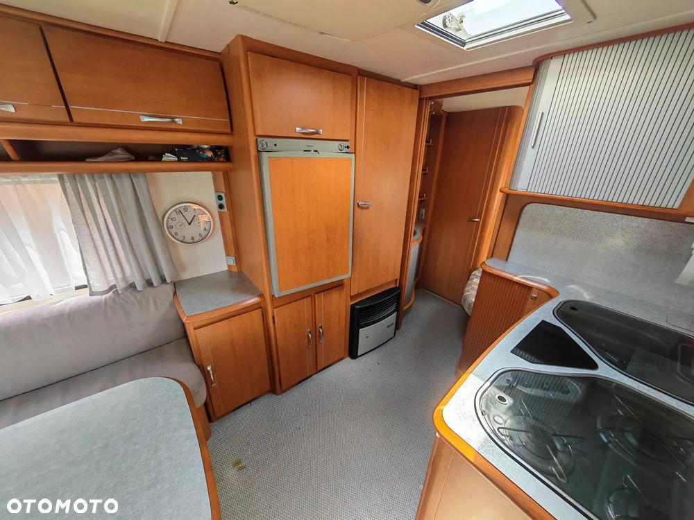 LMC Caravan 510 - 13
