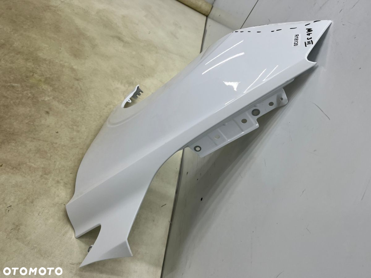 Błotnik MG 3 III 24r.- lewy przedni lewy przód - 12