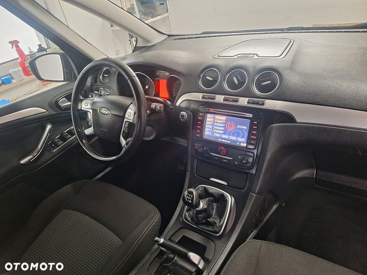 Ford Galaxy 2.0 TDCi DPF Titanium - 20
