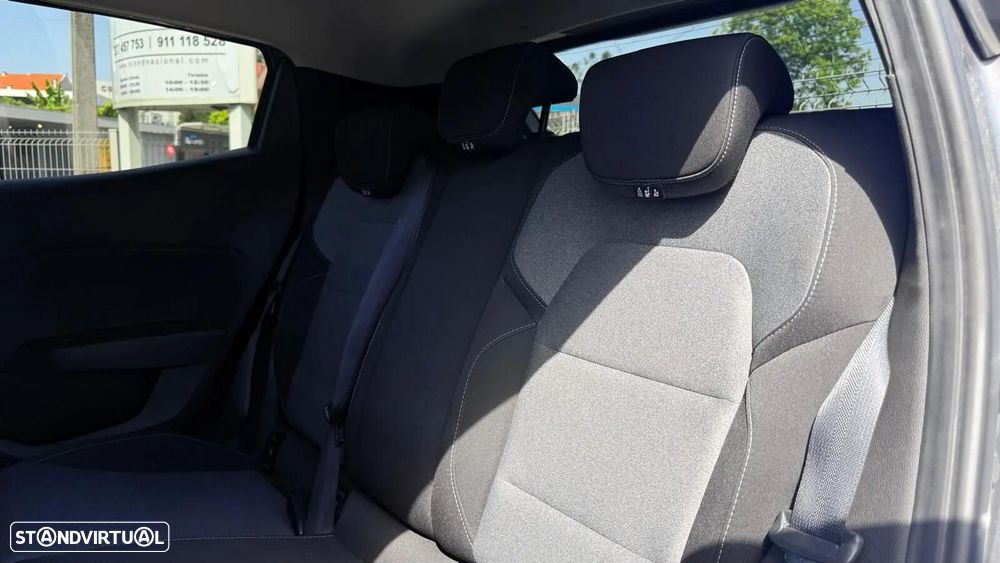 Renault Clio 1.0 TCe Evolution - 10